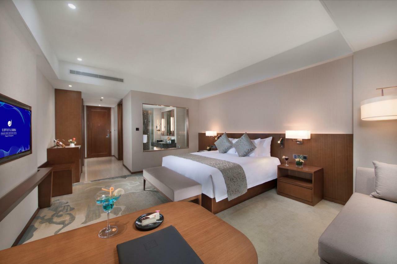 Grand New Century Hotel Jingyue Changchun Zhuanwachang Eksteriør billede